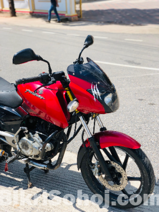 Bajaj Pulsar 150 (2012)